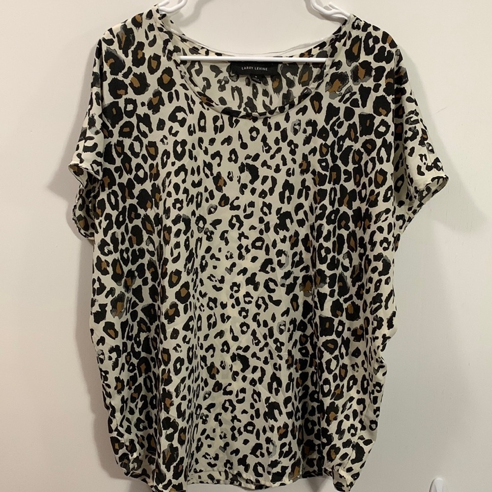 Larry Levine Animal print polyester women’s oversized Medium good condition